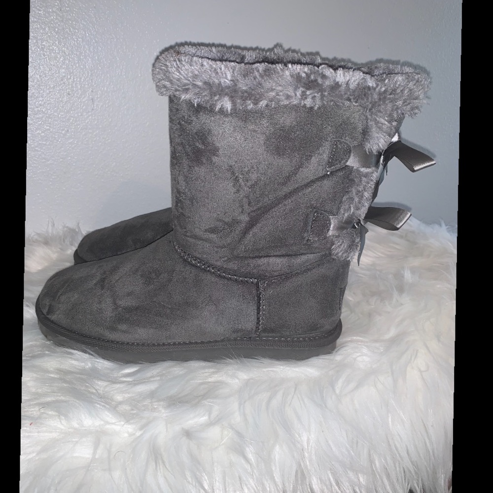 Women’s Bailey Bow Ugg’s